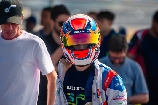 Haezer® acelera junto com Felipe Tanaka: uma parceria de performance e paixão pelo automobilismo